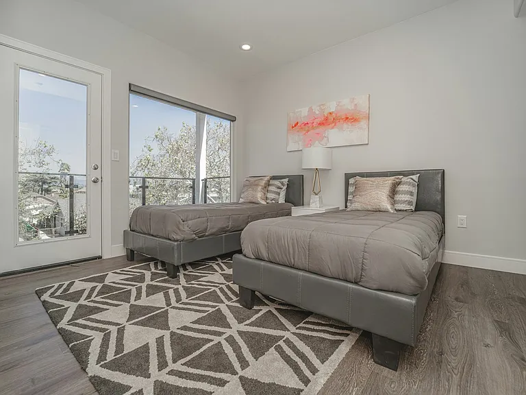 4532 Saint Charles Pl #4526 — Photo 35