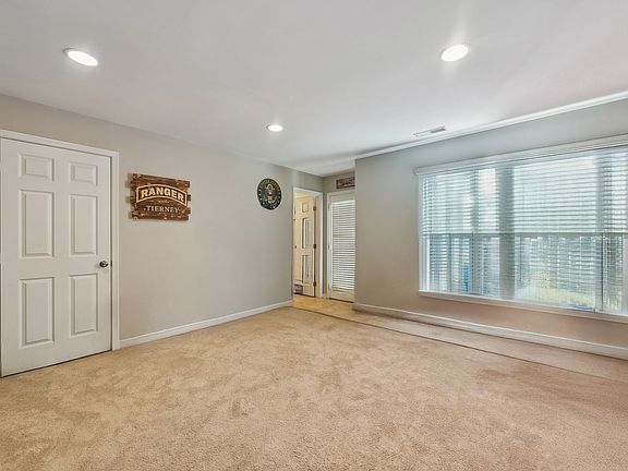 4th image of 6345 Burgundy Leaf Ln