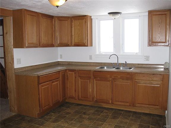 4th image of 132 Palmer St