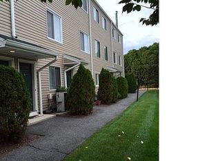 31 Stuart Ave APT 11, Norwalk, CT 06850
