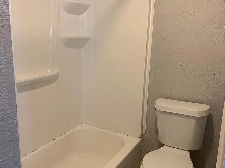 3116 Avenue L #1 — Photo 9