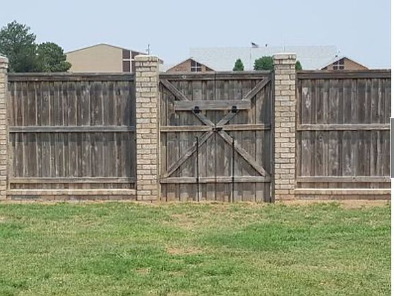 Custom fence 