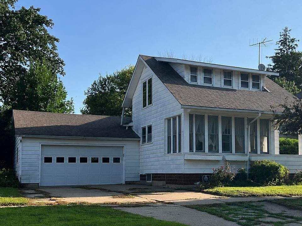 1st image of 109 W Hamilton St