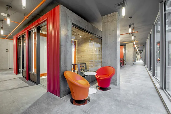 Rented by The KCI Group | media 34