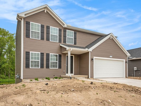 2202 Macatawa Ln