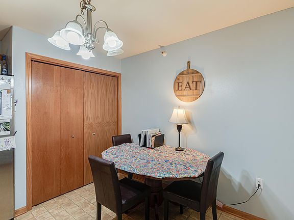 2nd image of 1401 Garay Ln Unit 1