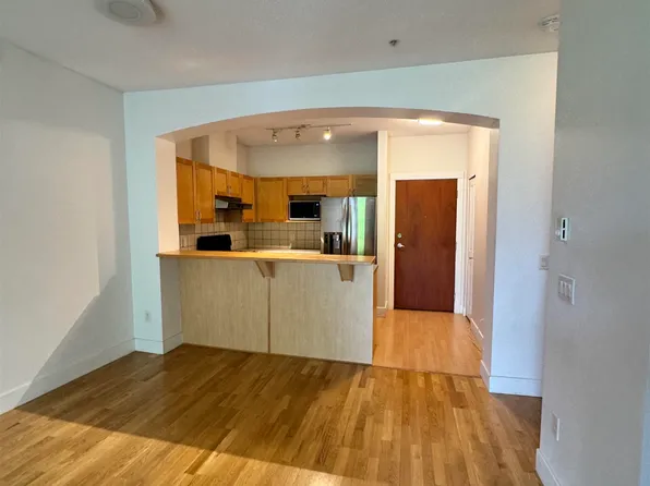 2338 Western Pkwy #401, Greater Vancouver, BC V6T 2H7