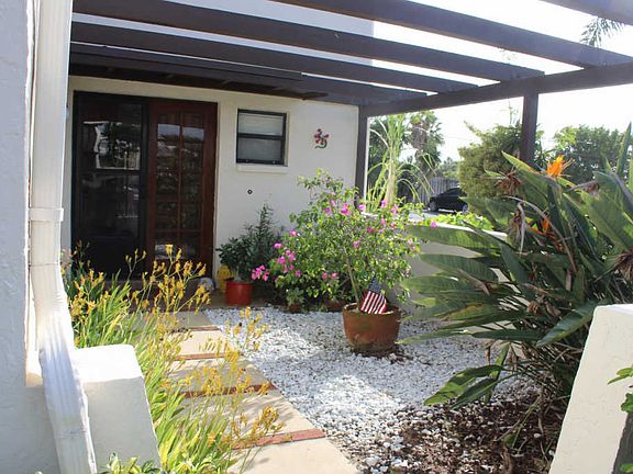 4th image of 119 Skyline Cir