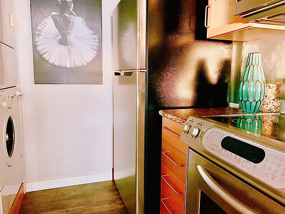 4th image of 1077 W Calle Del Sol APT 2