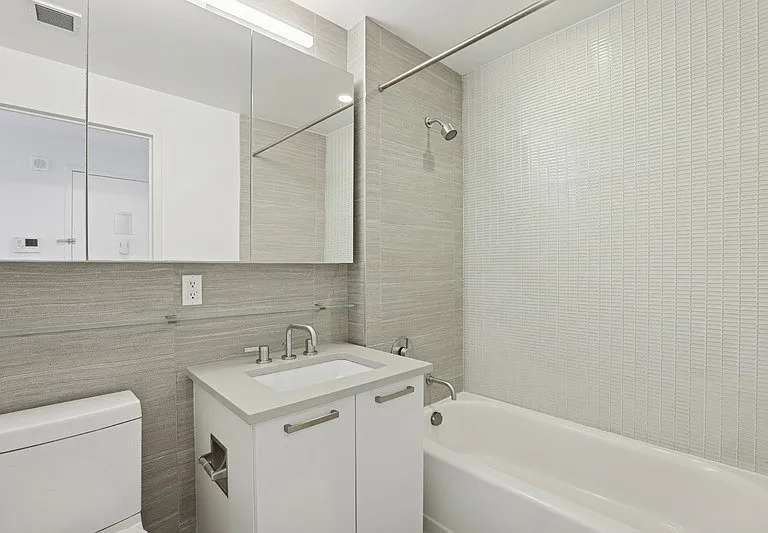 501 E 74th St #3D — Photo 10