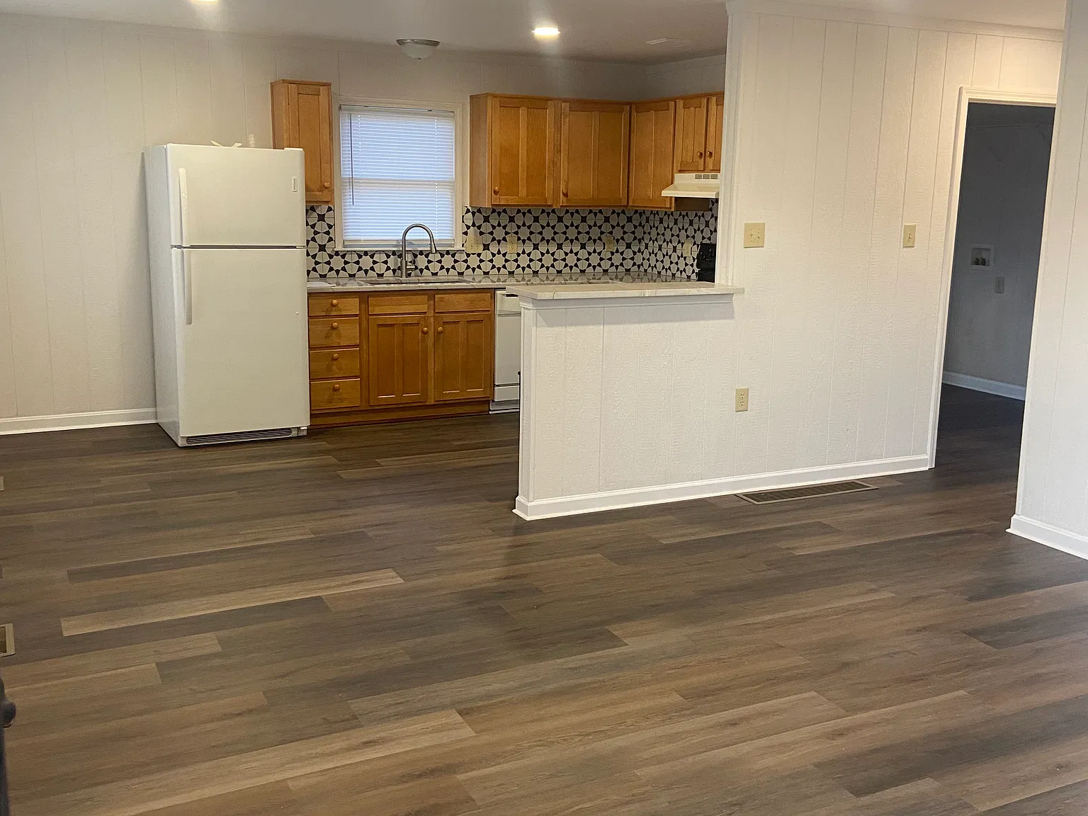 2 bed, 950 sqft, $1,650 — Photo 3