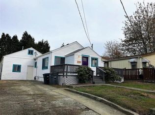 3712 W F St, Bremerton, WA 98312