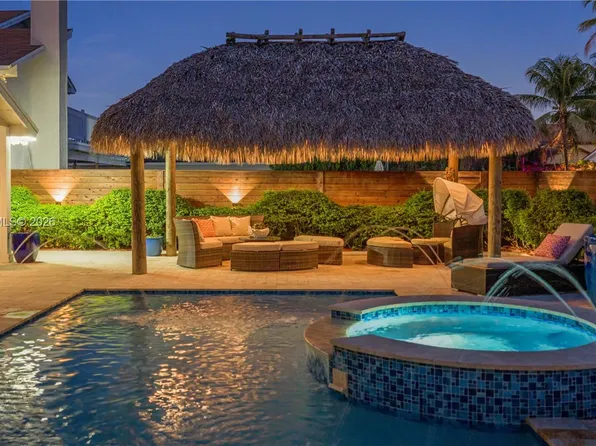 5321 SW 153rd Pl S, Miami, FL 33185