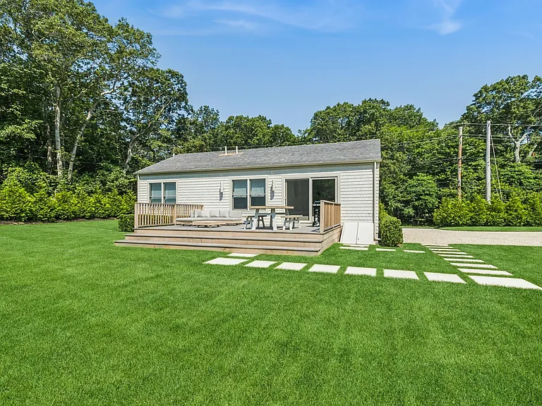 96 Town Ln — Photo 22