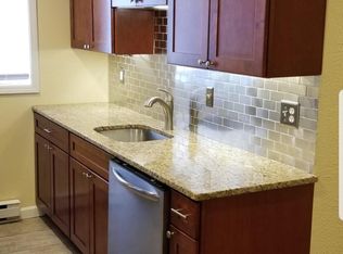 152 Southbridge Rd #2D, Warren, MA 01083