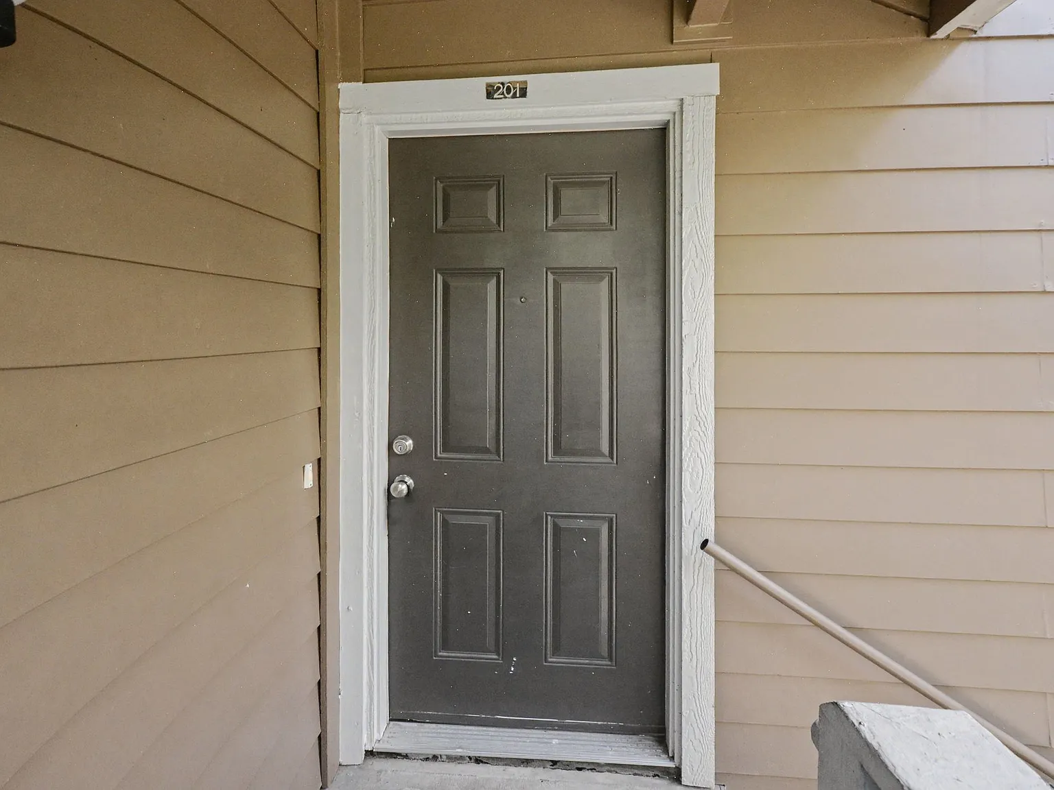 2 bed, 947 sqft, $1,650 — Photo 3