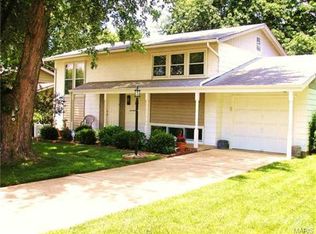 4923 Spring Forest Ln, Hazelwood, MO 63042