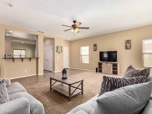2nd image of 44494 W Cypress Ln