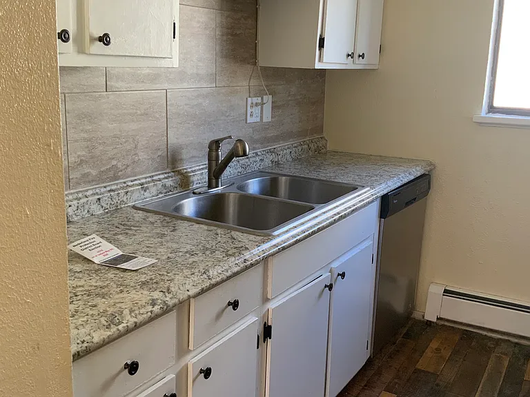 Kitchen with dishwasher, stainless appliances!