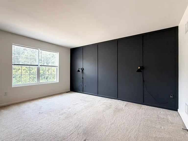 900 Cadwell Ln — Photo 24