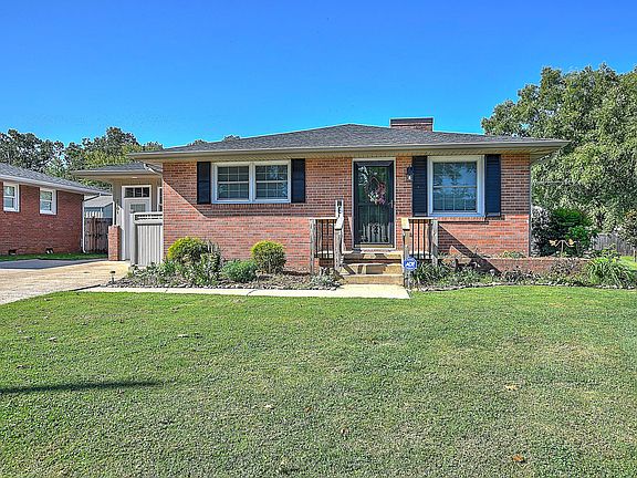 3rd image of 2101 Swannanoa Ave