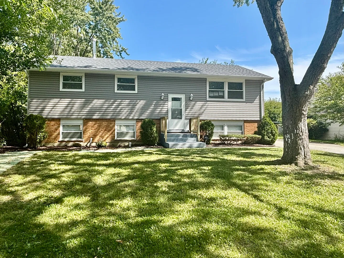 17709 John Ave photo 1