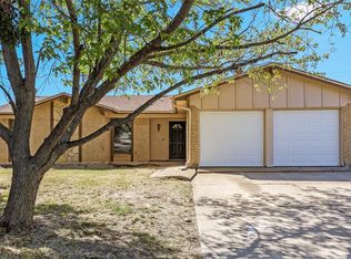 4900 Green Hollow Dr, Arlington, TX 76017