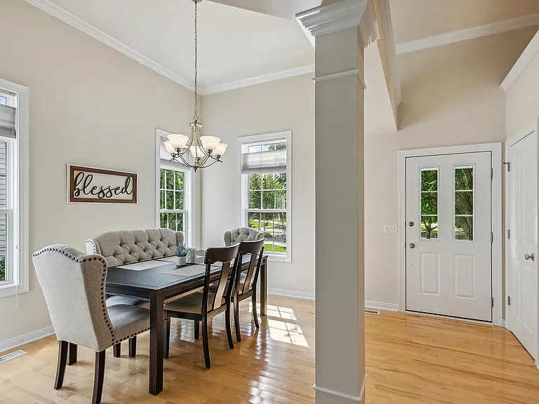 784 Castlefort Ave — Photo 10