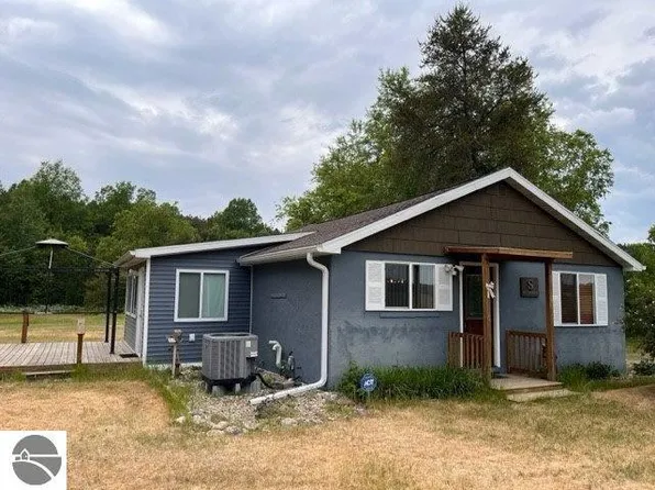 231 Old M37, Mesick, MI 49668