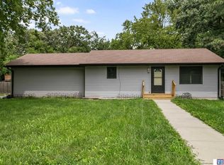 706 Old Cheney Rd, Lincoln, NE 68512