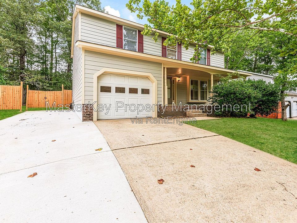 1st image of 104 Castle Bay Ct