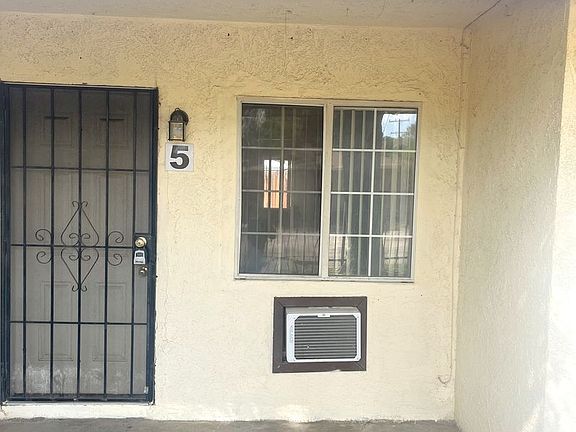 3rd image of 26098 10th St APT 5