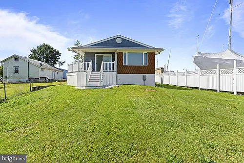7212 Bay Front Rd Photo 1