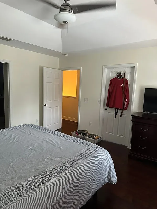 Brighton Unit 4304 — Photo 1