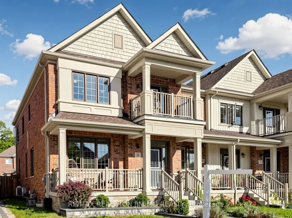 11 Carratuck St, East Gwillimbury, ON L9N 0S5