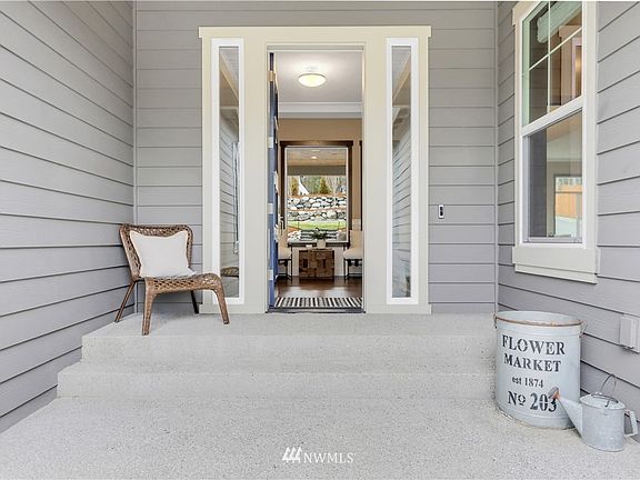 5th image of 7906 157th Ave SE