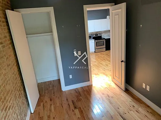 Rented by Yaffa Realty LLC | media 28