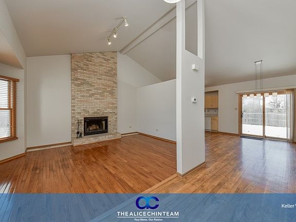 2nd image of 1713 Cumberland Dr