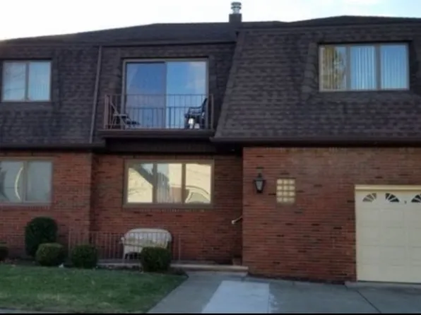 11 Alpine St, Garfield, NJ 07026