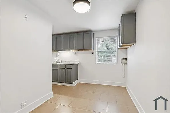 2232 Annette St #1 — Photo 5