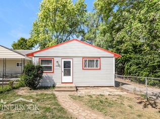 4421 Canyon Rd, Dayton, OH 45414