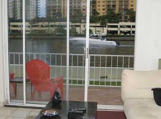 4000 NE 169th St APT 100, North Miami Beach, FL 33160