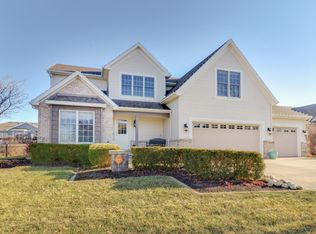 2602 Crooked Creek Rd, Bloomington, IL 61705