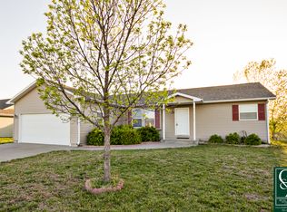 2613 Brookpark Dr, Manhattan, KS 66502