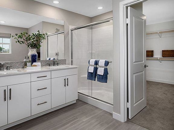 5th image of 30770 Valley Heights Dr