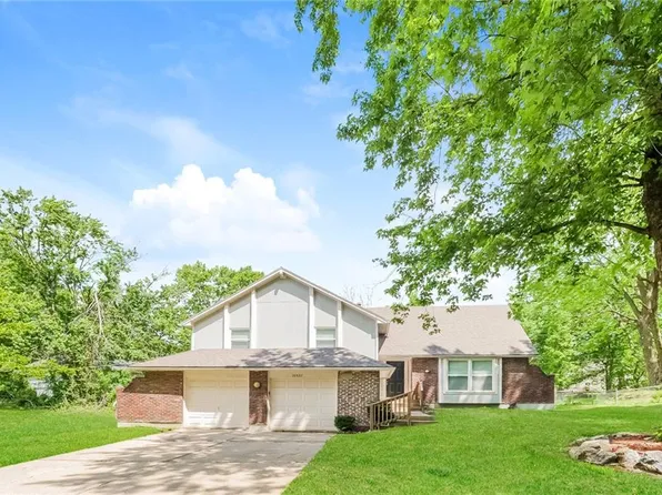 11937 Sycamore Ave, Grandview, MO 64030