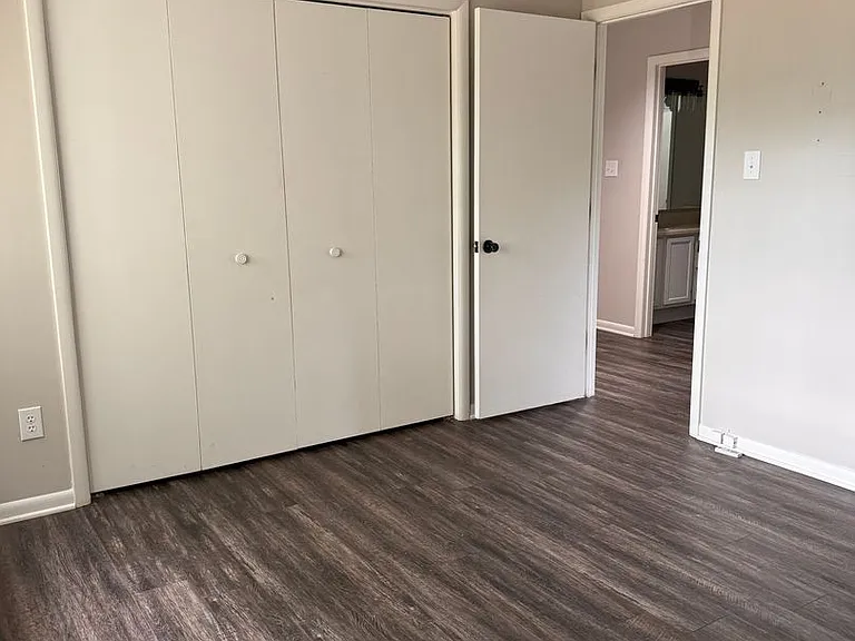 214 Walnut Ridge Dr — Photo 32