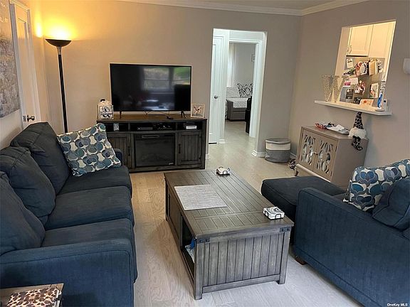 5th image of 58 Edwards St APT 1A