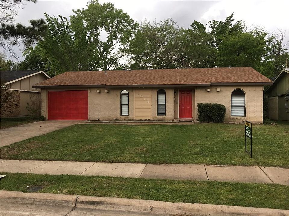 1st image of 1014 Las Palmas Dr