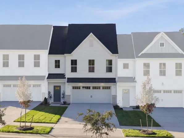 Oasis 55+ Active Adult - Roseview Plan, Oasis Reserve - 55+ Active Adult Living